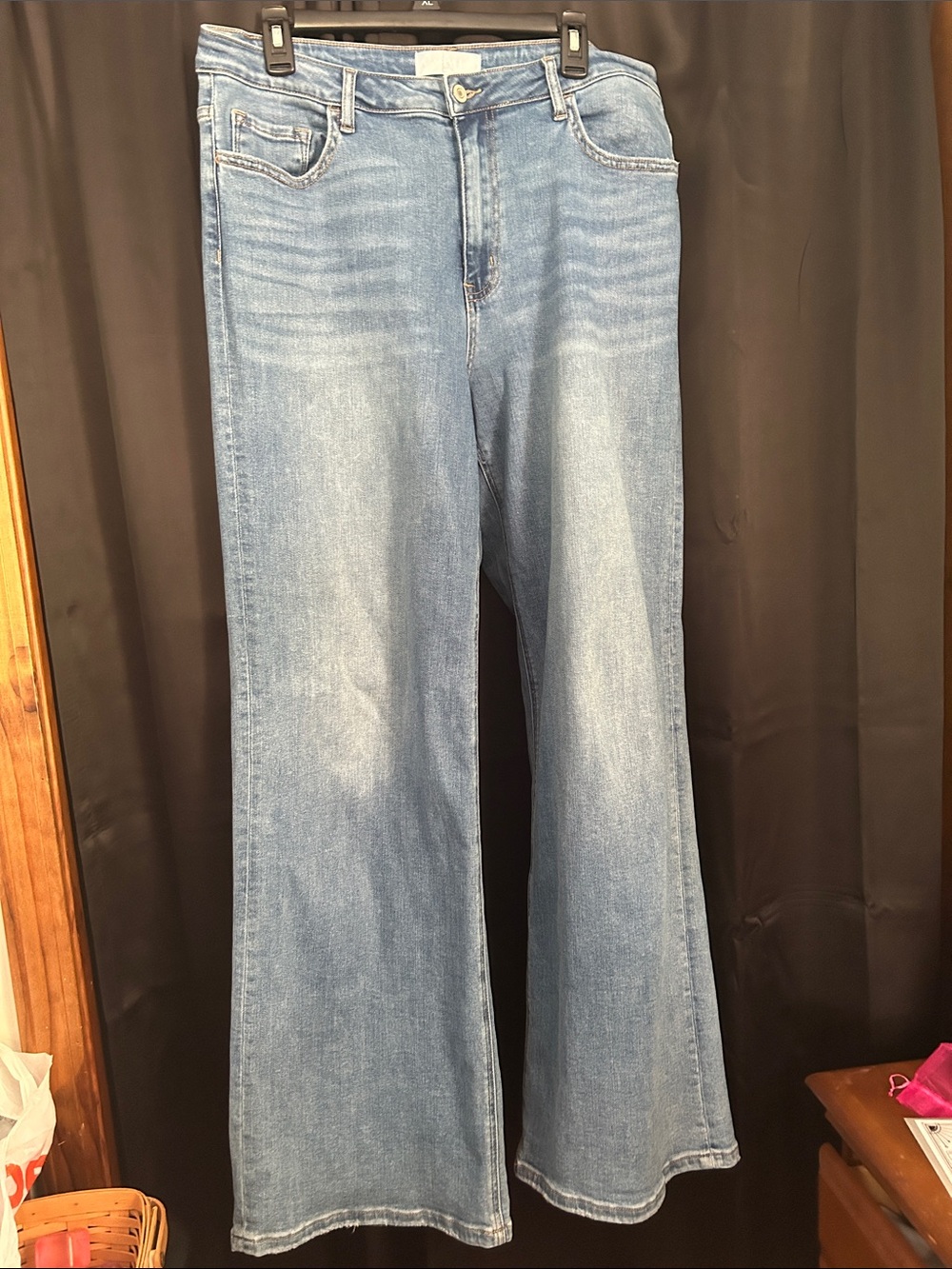 Light Blue Women's Wide Leg Jeans - Picture 1 of 3